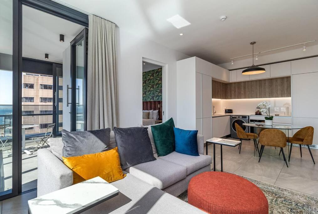 Stylish 2-bedroom Haven * Cape Town